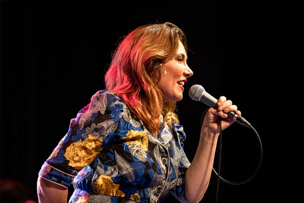 Ella Hooper on stage at Enmore Theatre with James Reyne on the 'Way Out West' tour. 06/08/23
Photo: Chris Neave/SCA
Edit: Kalun Townsend/SCA